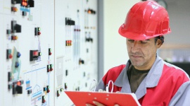 Chcesz obniżyć rachunki za energię w firmie – dokładnie przeczytaj ofertę