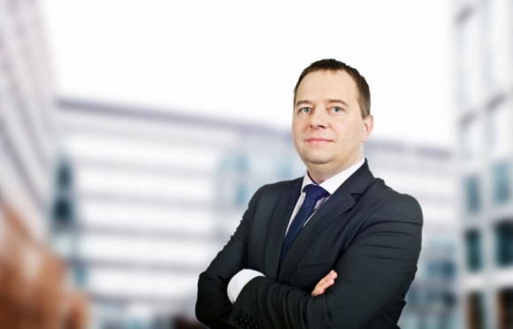 Michał Fidut został szefem Biura Sprzedaży Brokerskiej w Euler Hermes Praca, BIZNES - Zarząd Towarzystwa Ubezpieczeń Euler Hermes powołał Michała Fiduta na stanowisko Dyrektora Biura Sprzedaży Brokerskiej. Nowy Dyrektor będzie koordynował prace kluczowego zespołu sprzedaży ubezpieczeń należności poprzez zewnętrzne kanały.