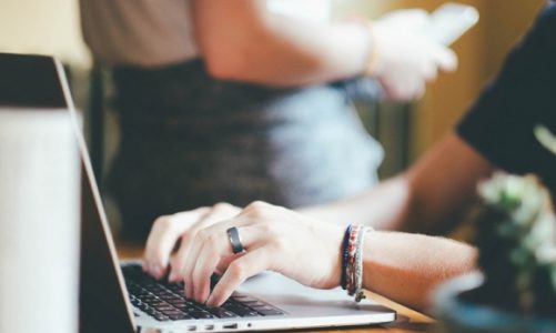 Organizacja programu stażowego w firmie współpracującej ze Smart MBC