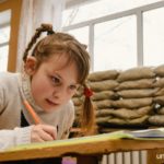 UNICEF: 200 000 dzieci we wschodniej Ukrainie wymaga wsparcia psychologicznego