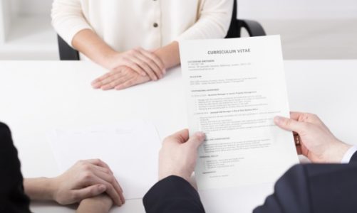 Jak stworzyć profesjonalne CV? Porady rekrutera.