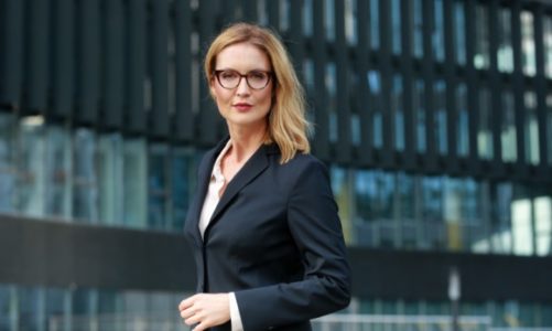 JAK SKUTECZNIE SZUKAĆ PRACOWNIKA?
