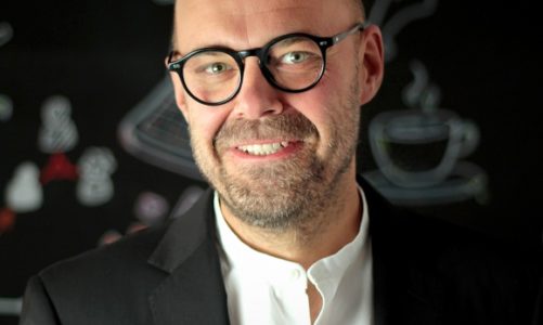 Rośnie zadowolenie pracowników, maleje ich lojalność