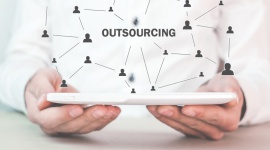 Zalety outsourcingu funkcji administracyjnych