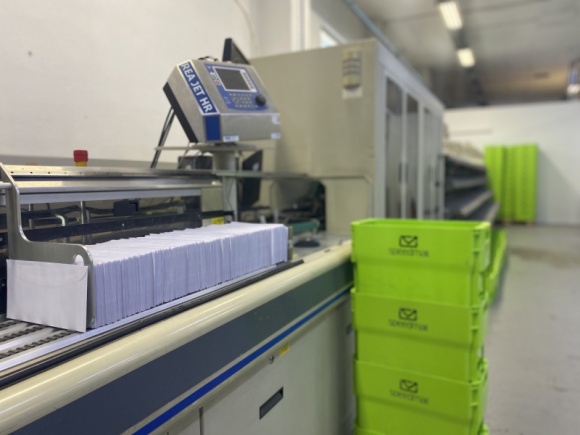 Samorządy oraz spółki komunalne powierzają korespondencję prywatnym operatorom