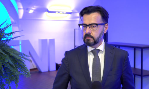 Produkcja w branży motoryzacyjnej będzie stawać się bardziej lokalna. To szansa dla Polski