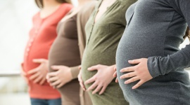 Późne macierzyństwo – efekt zmian społecznych czy zdrowia prokreacyjnego? Praca, BIZNES - Ginekolożki, ekonomistka, ekspertka rynku pracy mówią jednym głosem – przyczyn późnego macierzyństwa trzeba upatrywać, w pierwszej kolejności, w zmianach ekonomiczno-społecznych.
