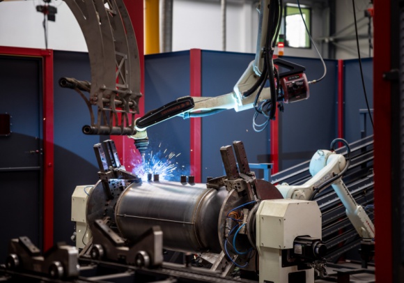 Giełda, BIZNES - SUNEX S.A., czołowy producent i dystrybutor innowacyjnych rozwiązań opartych o odnawialne źródła energii, mocno inwestuje w rozwój nowych technologii., SUNEX wdrożył zrobotyzowaną linię produkcyjną Giełda, BIZNES - SUNEX S.A., czołowy producent i dystrybutor innowacyjnych rozwiązań opartych o odnawialne źródła energii, mocno inwestuje w rozwój nowych technologii.